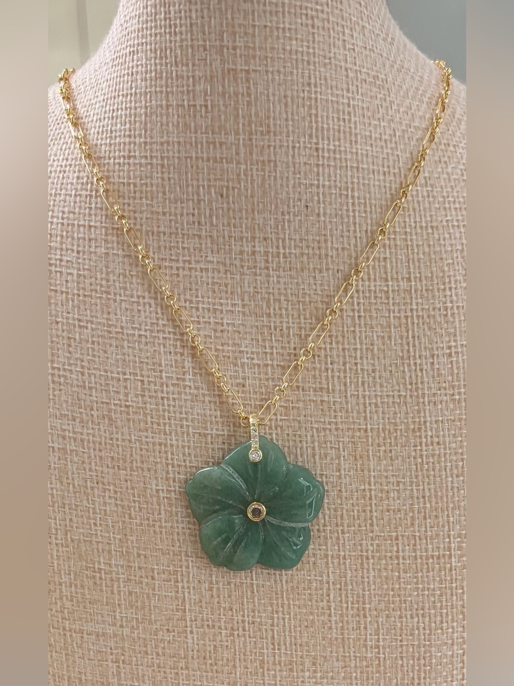 NWOT Gold Plated Chain Necklace with Green Jade Flower Pendant